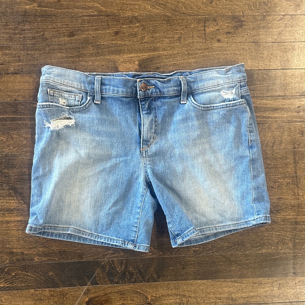 Women's Blue Denim Shorts Size 31